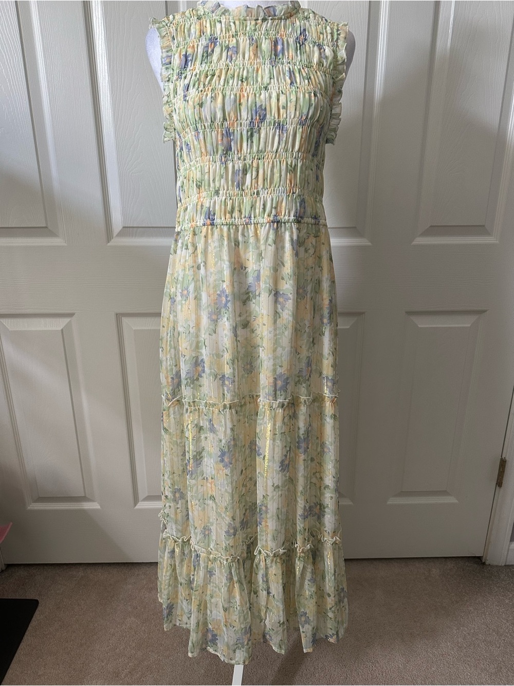 River Island Light Yellow Floral Smocked Maxi Dress size 8